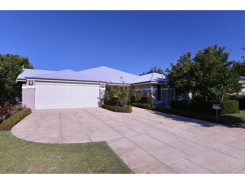 20 Grallina Way, Tapping WA 6065