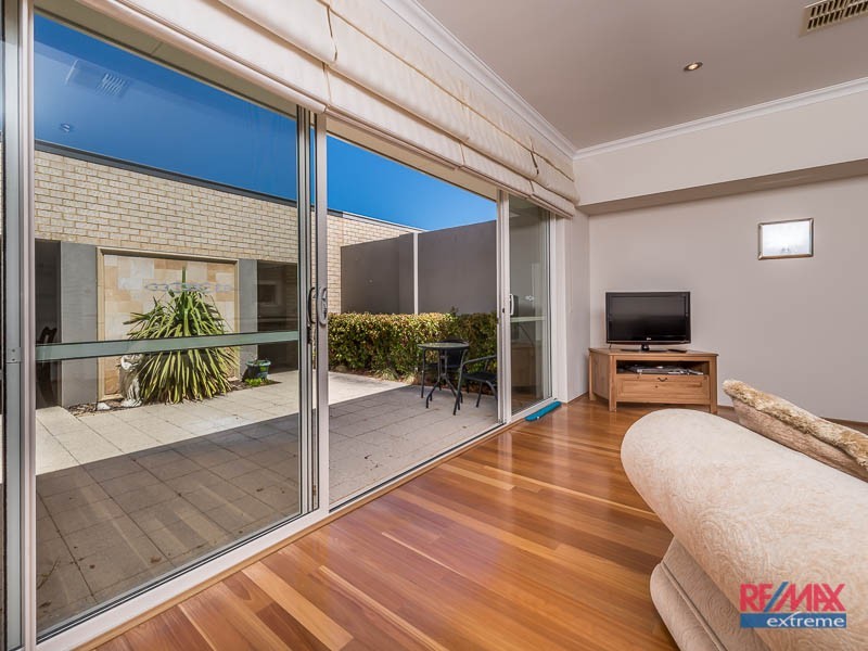 12c Marchwood Blvd, Butler WA 6036