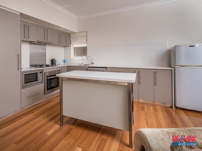 12c Marchwood Blvd, Butler WA 6036