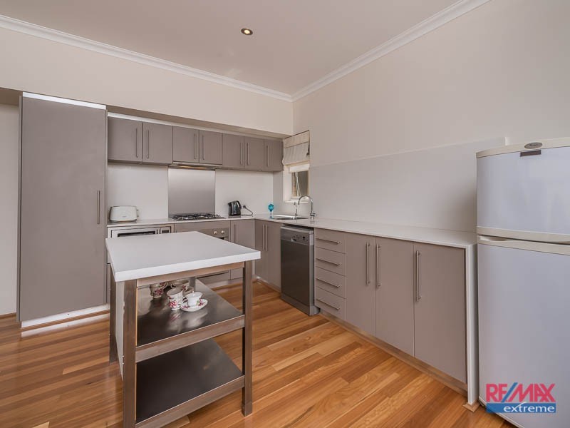 12c Marchwood Blvd, Butler WA 6036