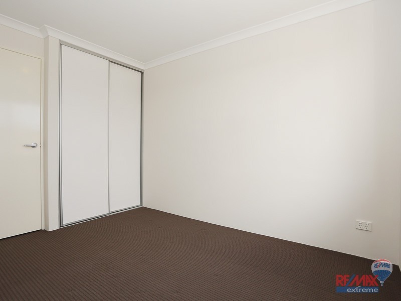 21 Bonvin Gardens, Tapping WA 6065
