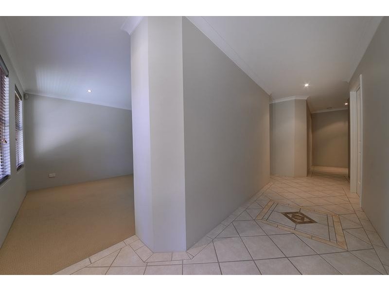 156 St Stephens Crescent, Tapping WA 6065