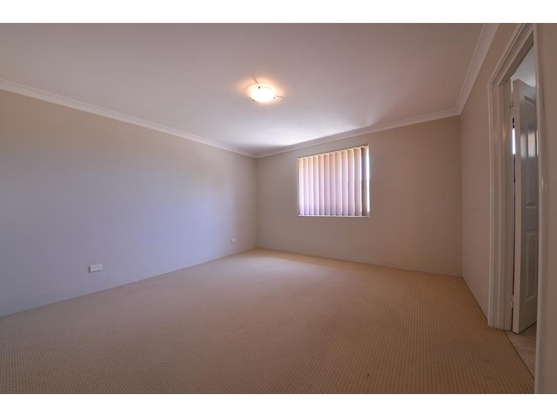 156 St Stephens Crescent, Tapping WA 6065