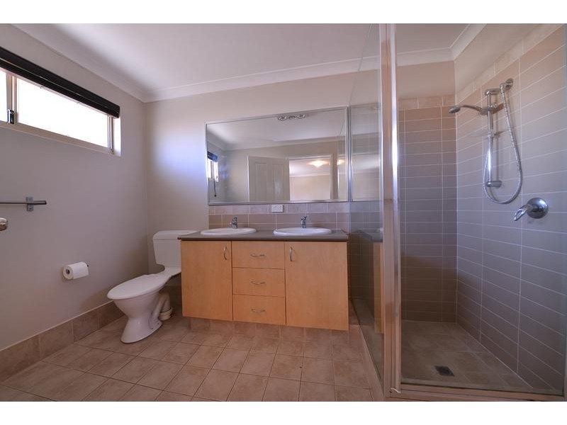 156 St Stephens Crescent, Tapping WA 6065