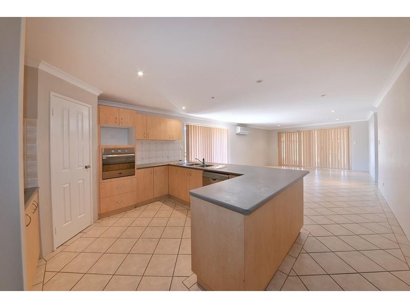 156 St Stephens Crescent, Tapping WA 6065