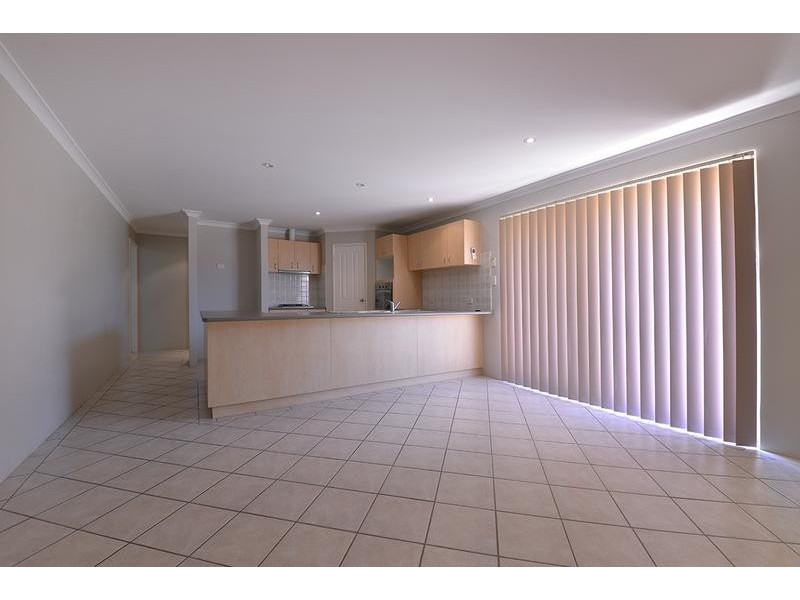 156 St Stephens Crescent, Tapping WA 6065