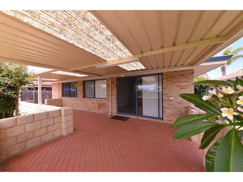 12 Mangrove Circuit, Banksia Grove WA 6031