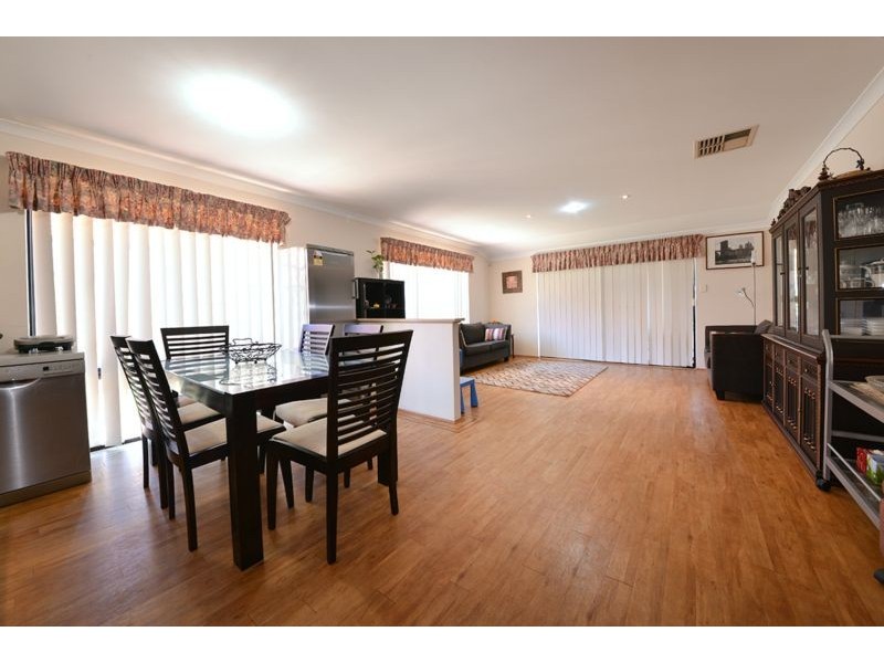 18 Gausson Turn, Ashby WA 6065