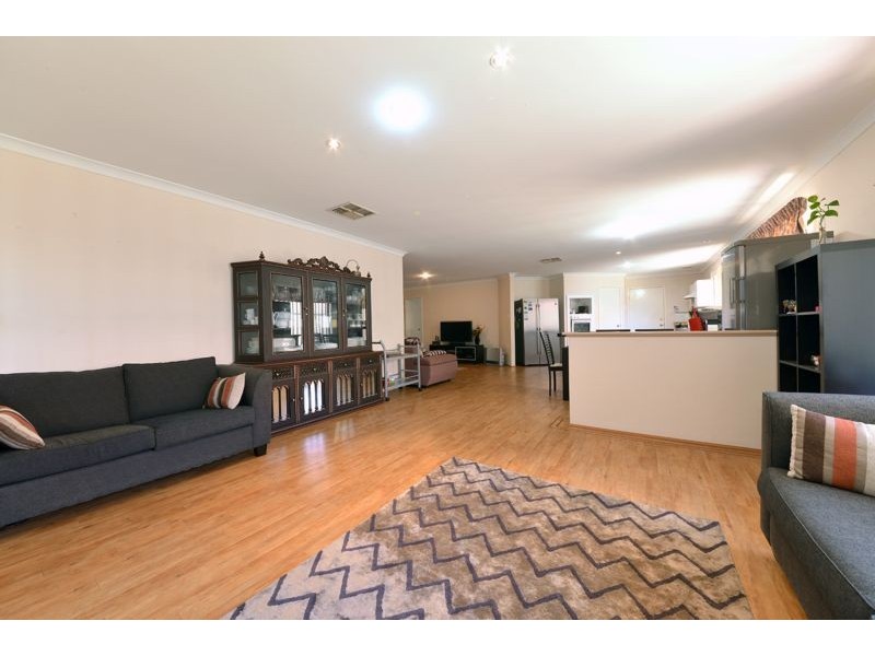 18 Gausson Turn, Ashby WA 6065