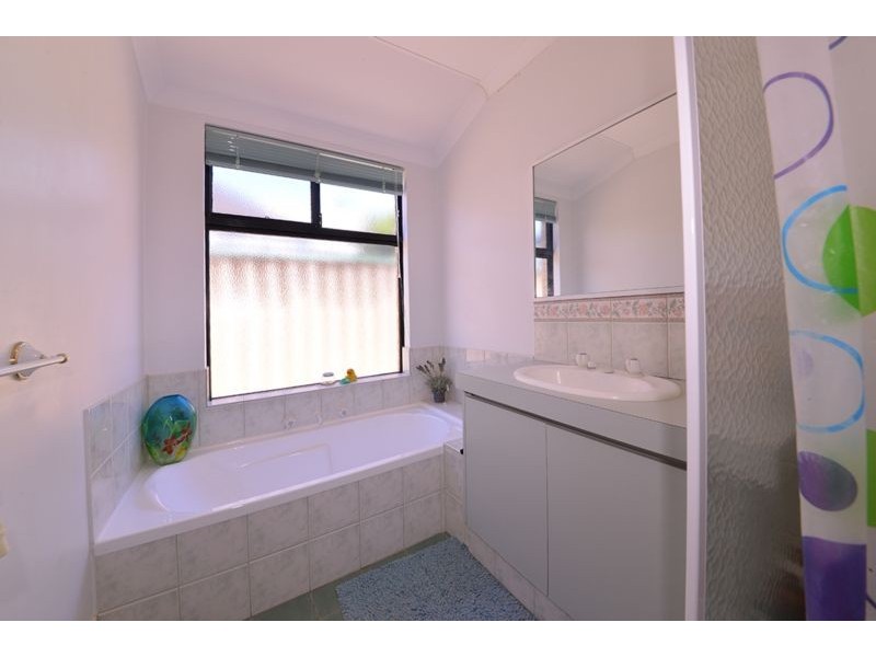 18 Gausson Turn, Ashby WA 6065