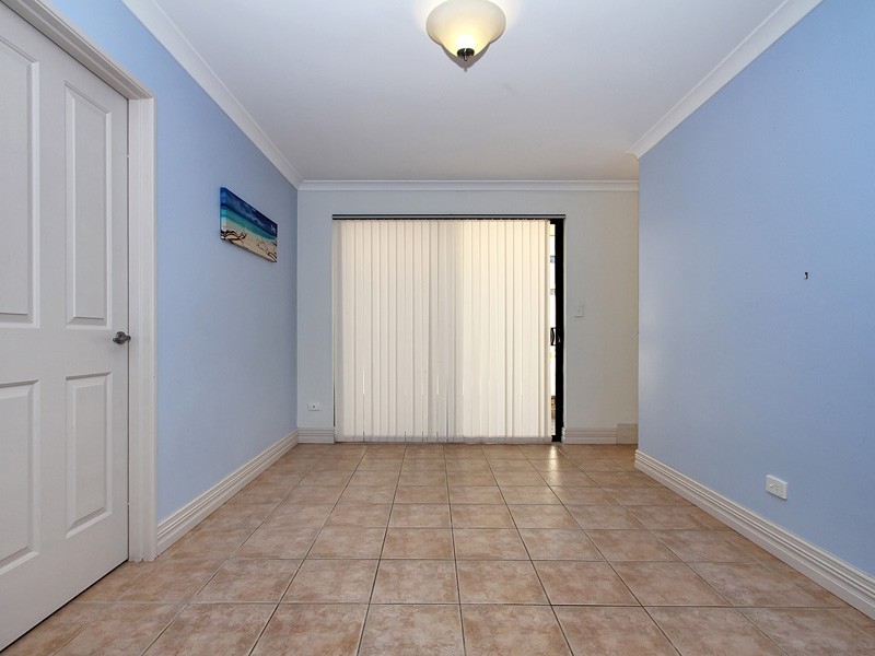 15 Savona Grove, Mindarie WA 6030