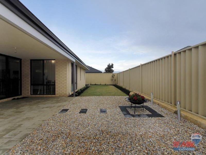 34 Tobermory Crescent, Butler WA 6036