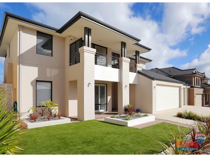 13 Tulum Approach, Iluka WA 6028