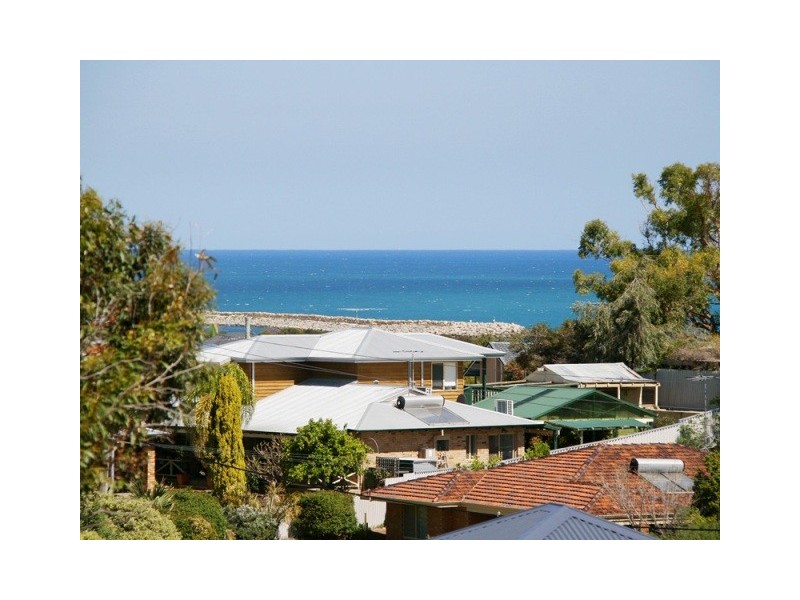 8 Parham Road, Quinns Rocks WA 6030