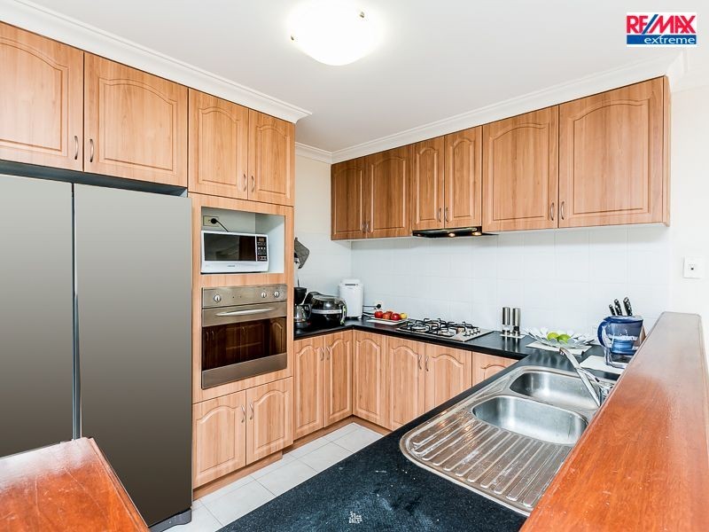 4/13 Santarosa Way, Stirling WA 6021