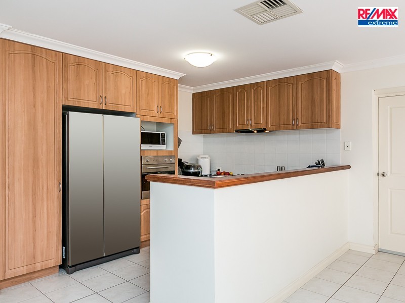 4/13 Santarosa Way, Stirling WA 6021