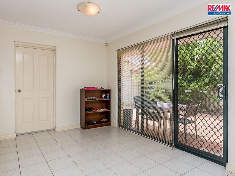 4/13 Santarosa Way, Stirling WA 6021