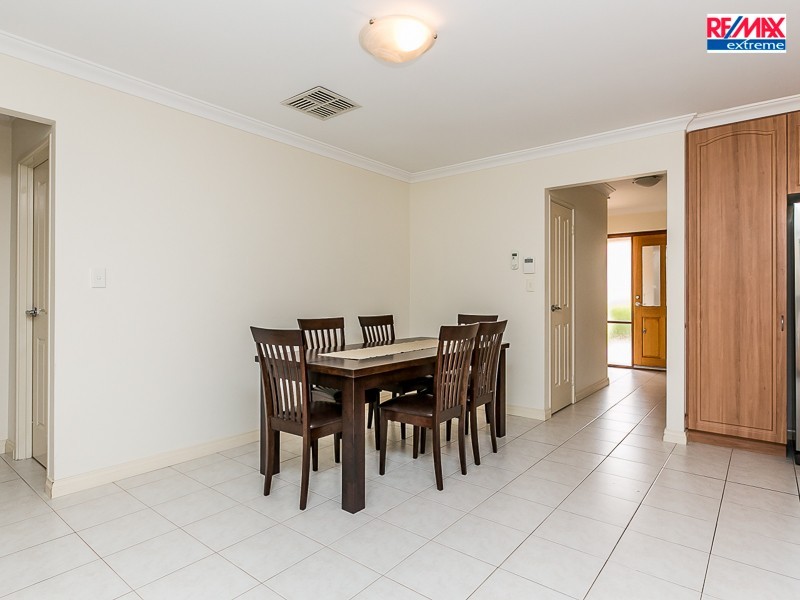 4/13 Santarosa Way, Stirling WA 6021
