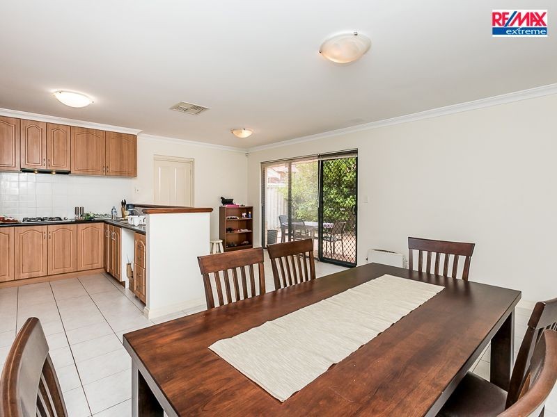 4/13 Santarosa Way, Stirling WA 6021