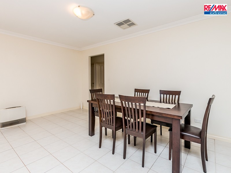 4/13 Santarosa Way, Stirling WA 6021