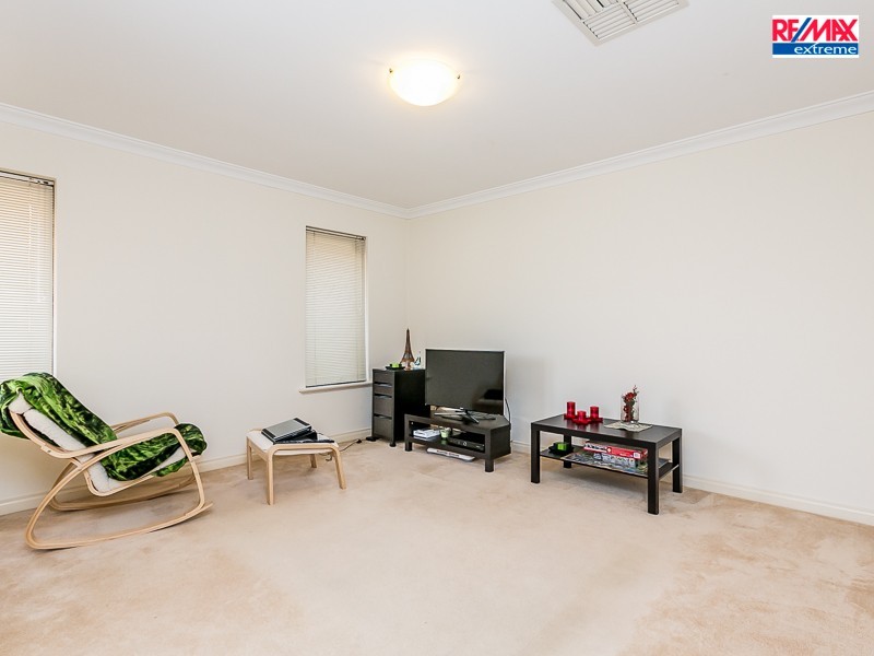 4/13 Santarosa Way, Stirling WA 6021