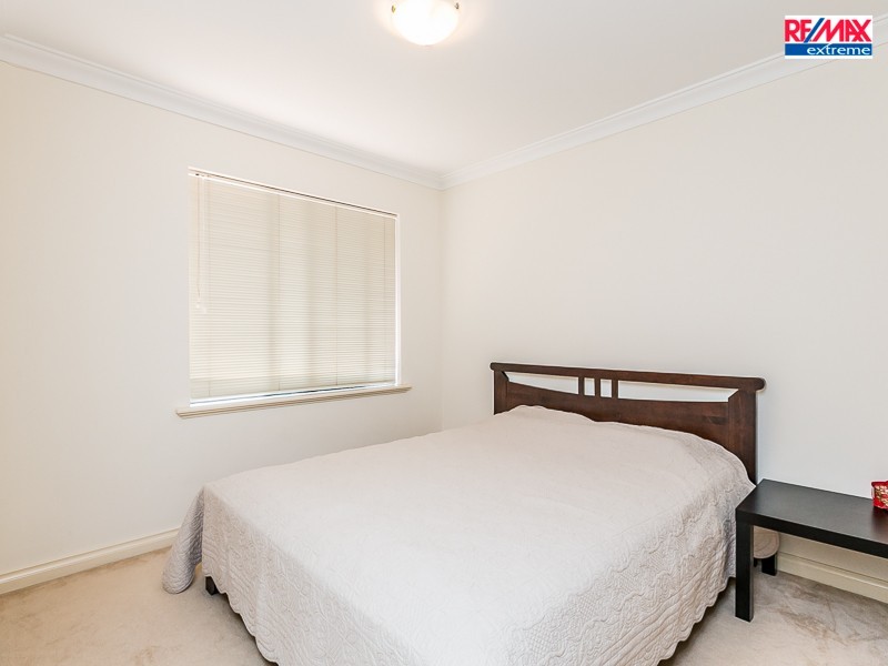 4/13 Santarosa Way, Stirling WA 6021