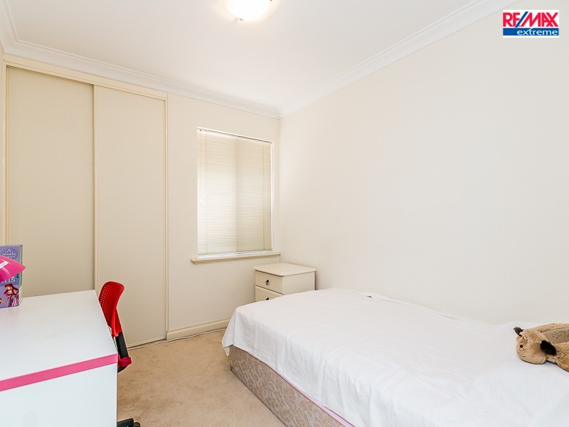 4/13 Santarosa Way, Stirling WA 6021