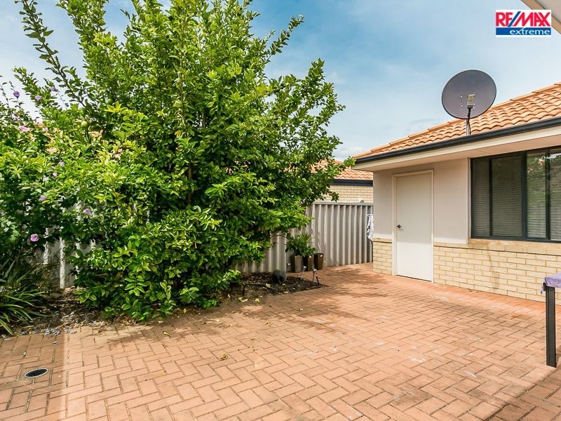 4/13 Santarosa Way, Stirling WA 6021