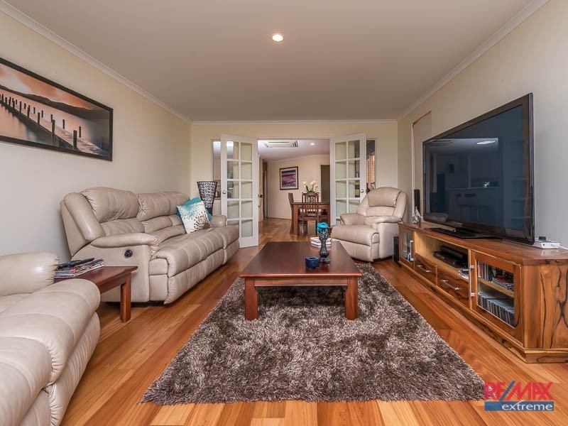 10 Kilgetty Gate, Butler WA 6036