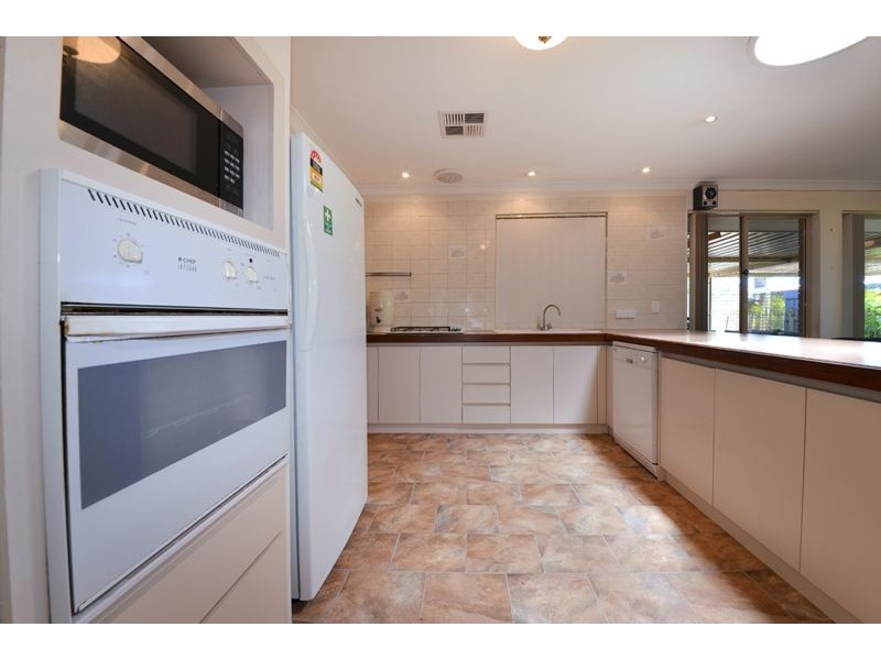 1 Gidley Cove, Quinns Rocks WA 6030