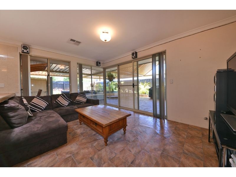 1 Gidley Cove, Quinns Rocks WA 6030