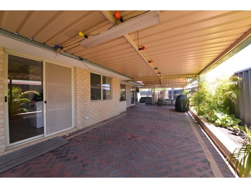 1 Gidley Cove, Quinns Rocks WA 6030