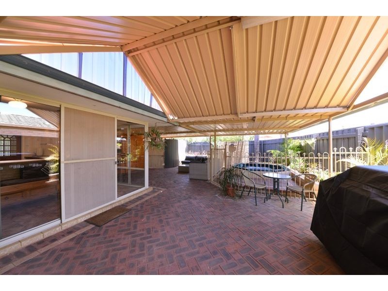 1 Gidley Cove, Quinns Rocks WA 6030