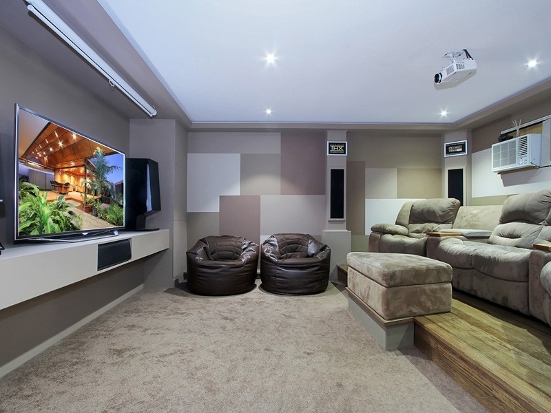 43 Abbey Green Road, Banksia Grove WA 6031