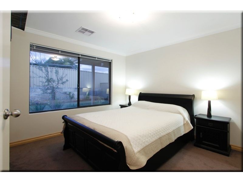 22 Ridgewood Boulevard, Ridgewood WA 6030