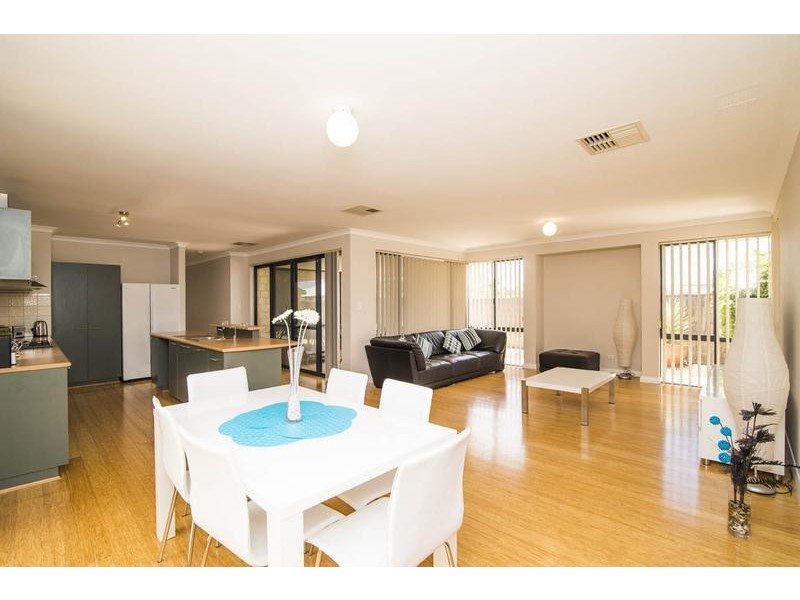 56 Pembury Way, Butler WA 6036