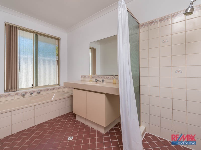 41 Eradu Ramble, Hocking WA 6065