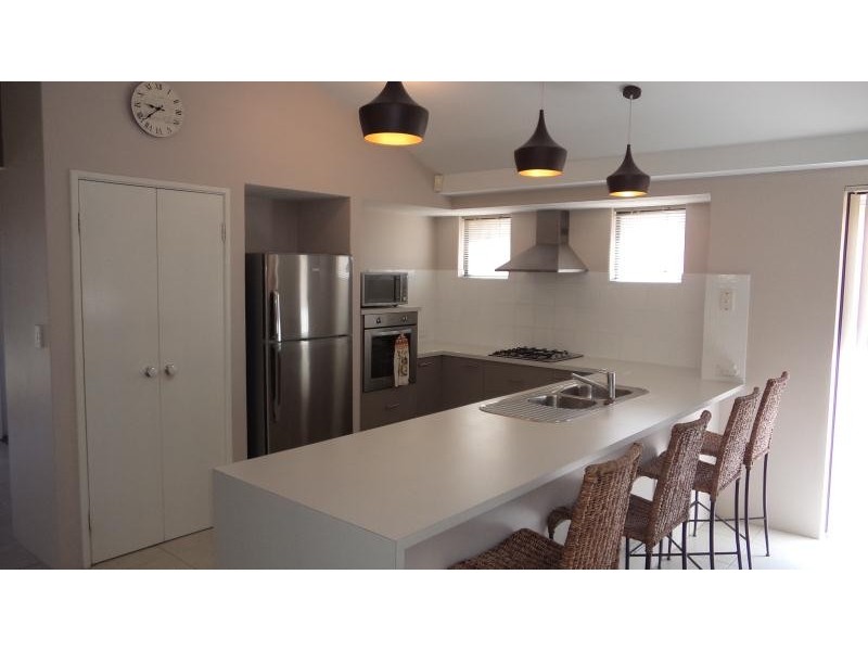 20 Heysham Bend, Butler WA 6036