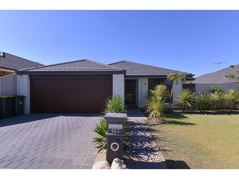 143 Shiraz Blvd, Pearsall WA 6065