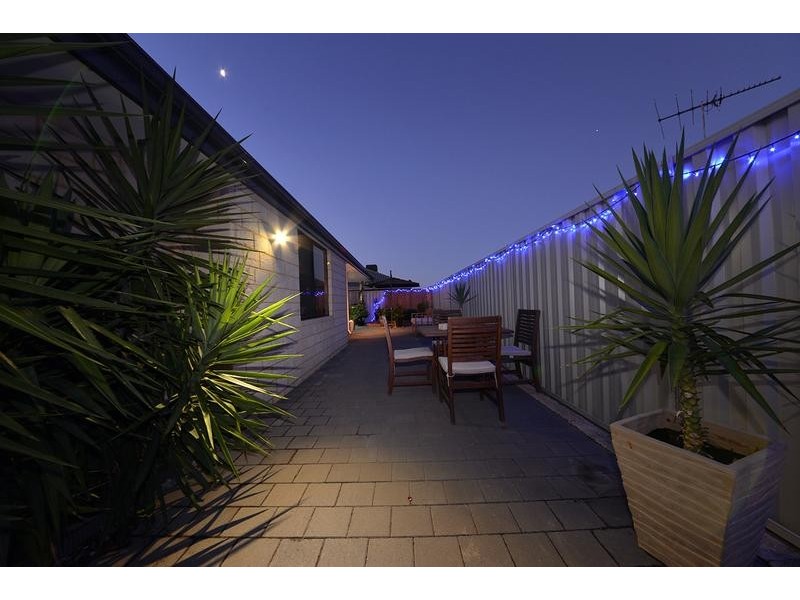 143 Shiraz Blvd, Pearsall WA 6065