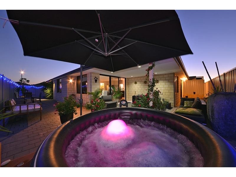 143 Shiraz Blvd, Pearsall WA 6065