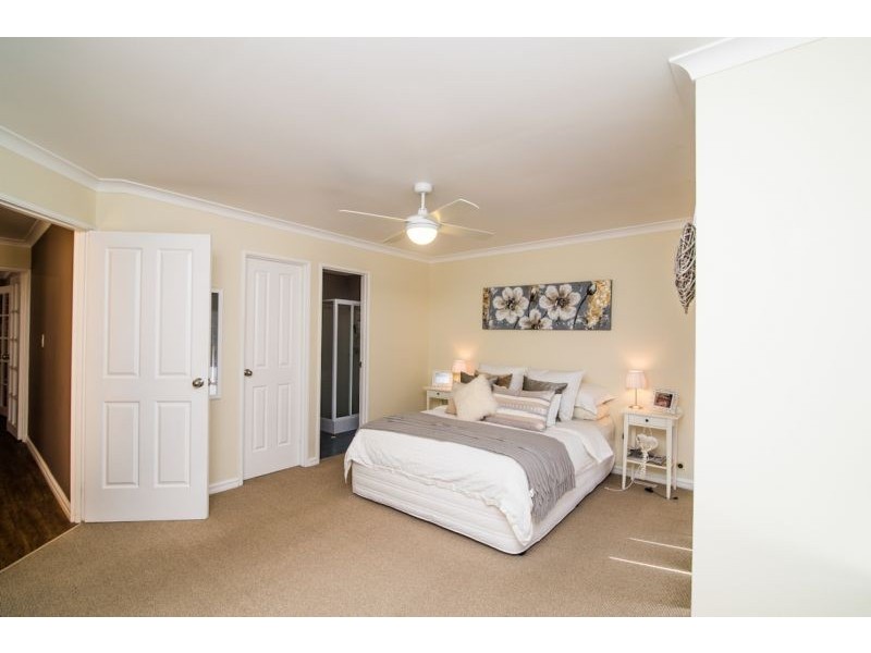 39 Waring Green, Clarkson WA 6030