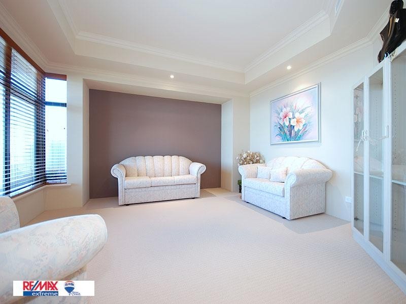 204 Ocean Drive, Quinns Rocks WA 6030