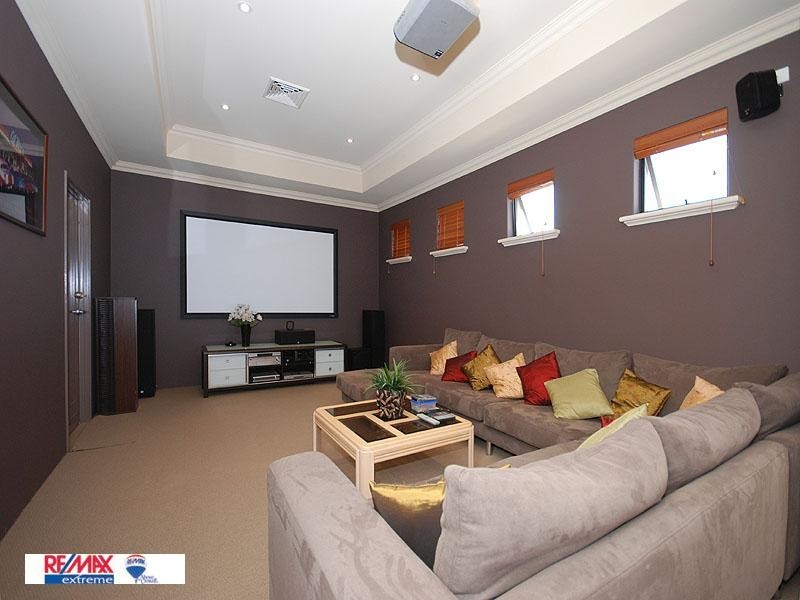 204 Ocean Drive, Quinns Rocks WA 6030