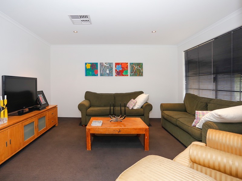 23 Gilbank Crescent, Kinross WA 6028