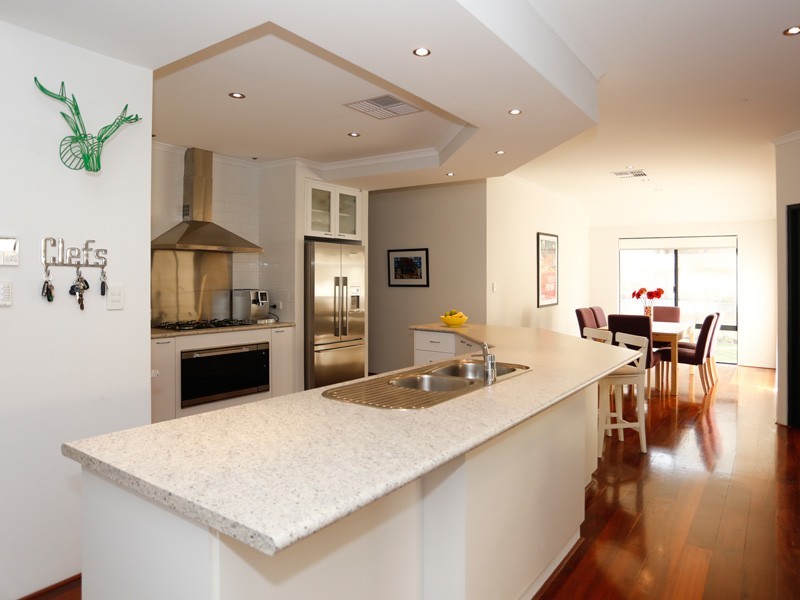 23 Gilbank Crescent, Kinross WA 6028