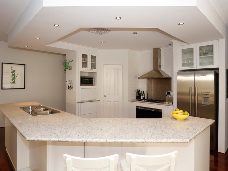 23 Gilbank Crescent, Kinross WA 6028