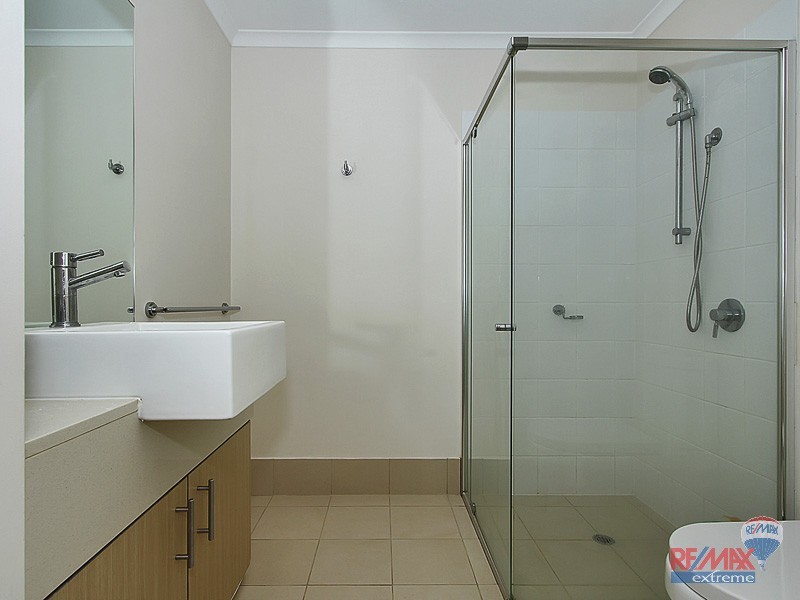 1/2 Walsh Loop, Joondalup WA 6027