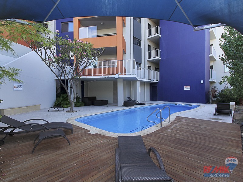 1/2 Walsh Loop, Joondalup WA 6027