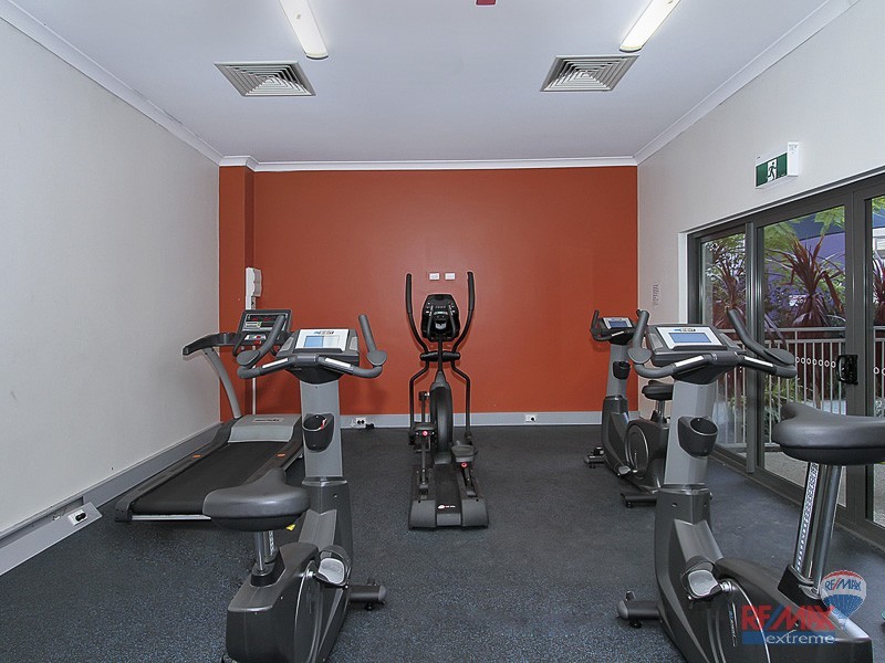 1/2 Walsh Loop, Joondalup WA 6027